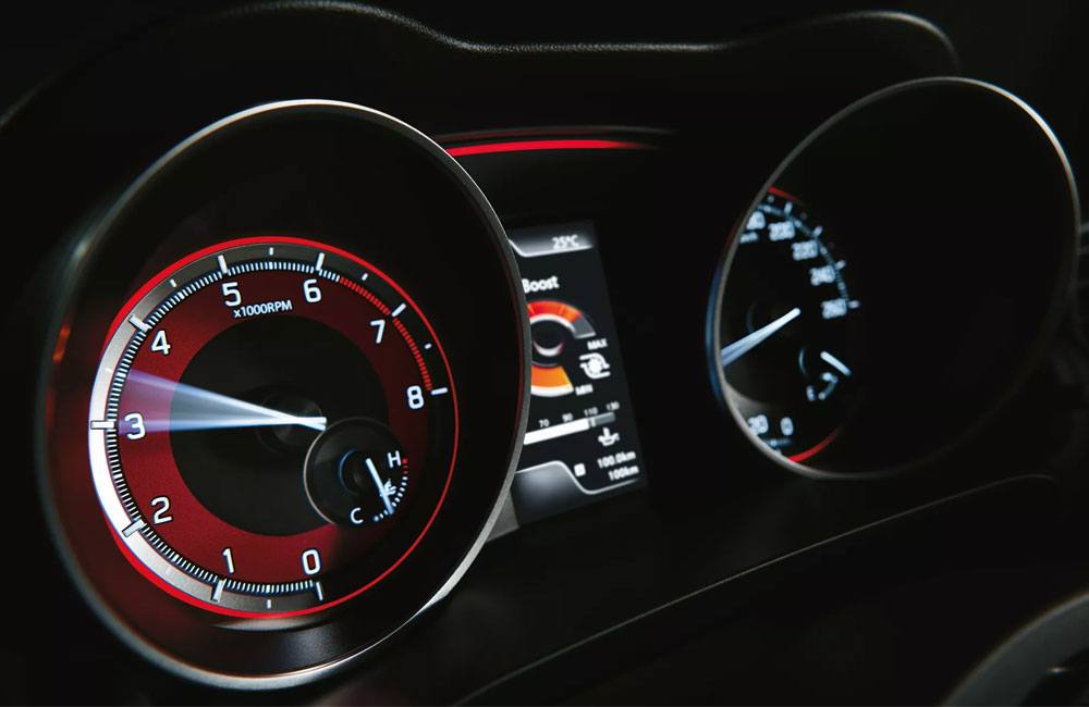 Drivers instrument cluster in a Swift Sport